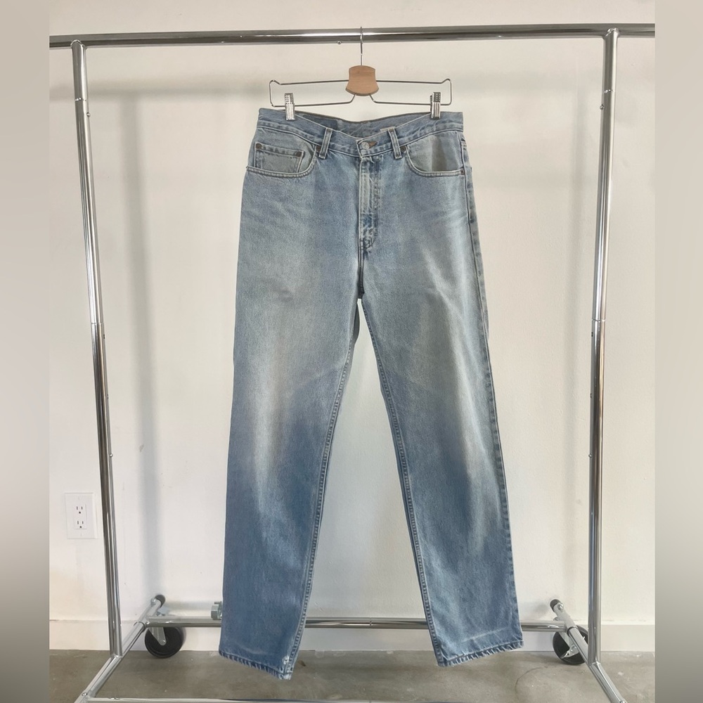 Men's 90's 34x34 Levi's Relaxed Straight Leg Vintage Blue Jeans